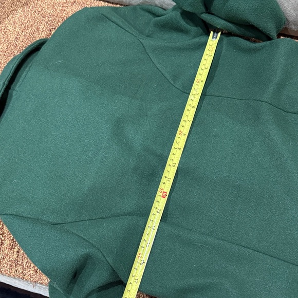 Elegant Green Women's Coat - Picture 9 of 9